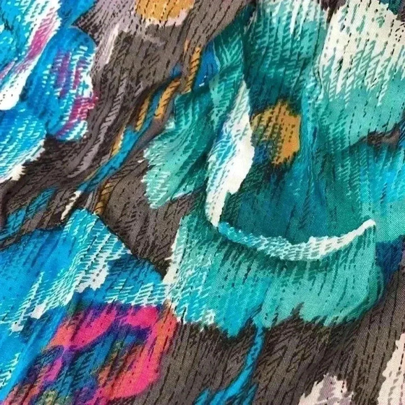 Vintage size small floral skirt with pockets - Picture 3 of 6